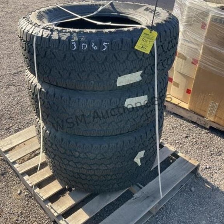 (4) GOODYEAR WRANGLER 265/70R18 TIRES