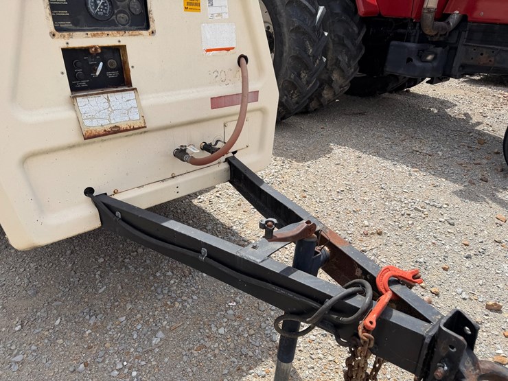 #46876-•-ingersoll-rand-mobile-air-compressor-image-23