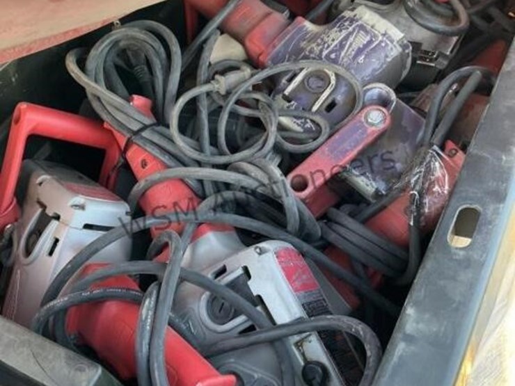 pallet-of-asst-milwaukee-drills-&-electrical-image-6