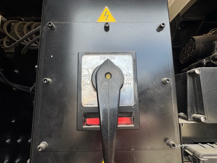 2022-jcb-g70rst4f-70-kva-diesel-towable-generator-image-21