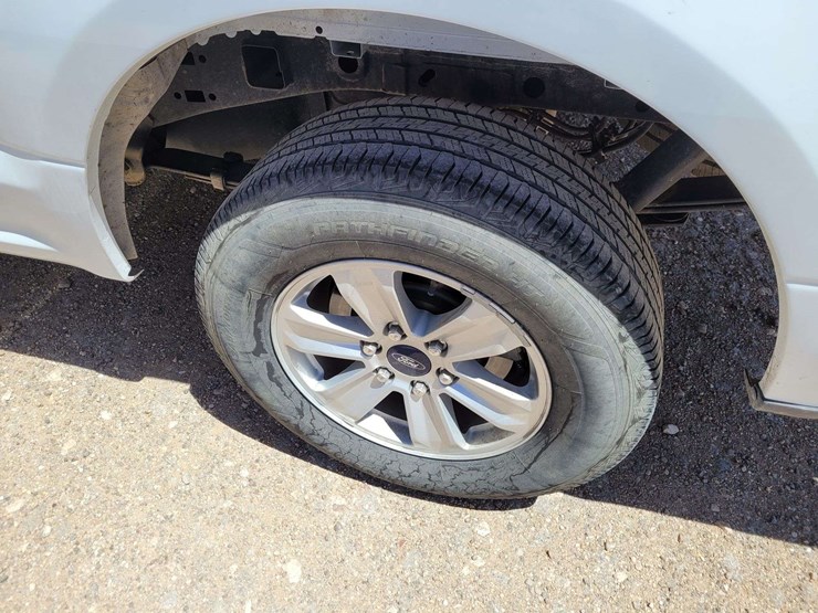 2019-ford-f150-xl-image-9