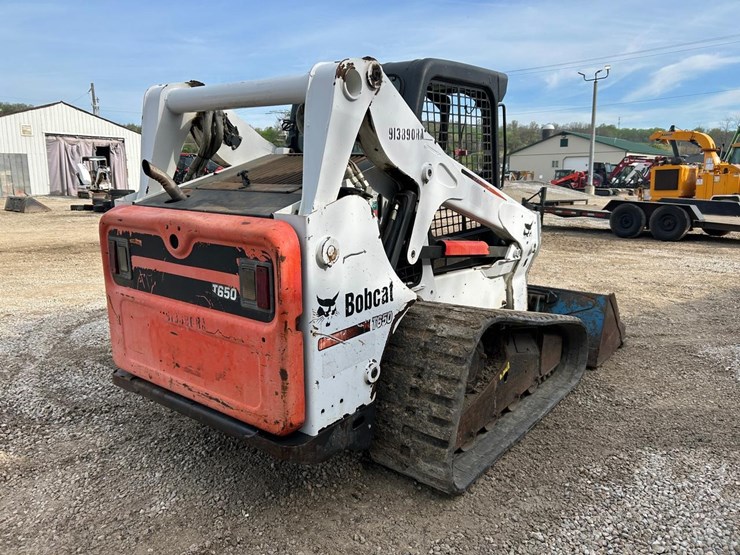 bobcat-t650-image-4
