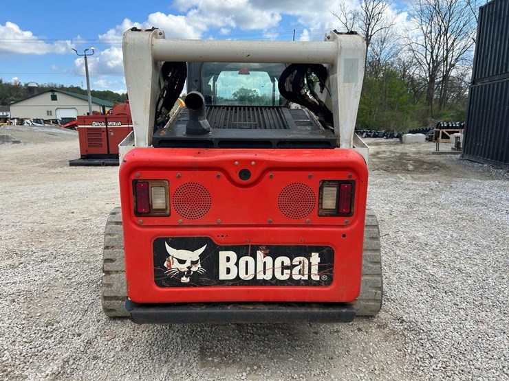 2023-bobcat-t770-image-3