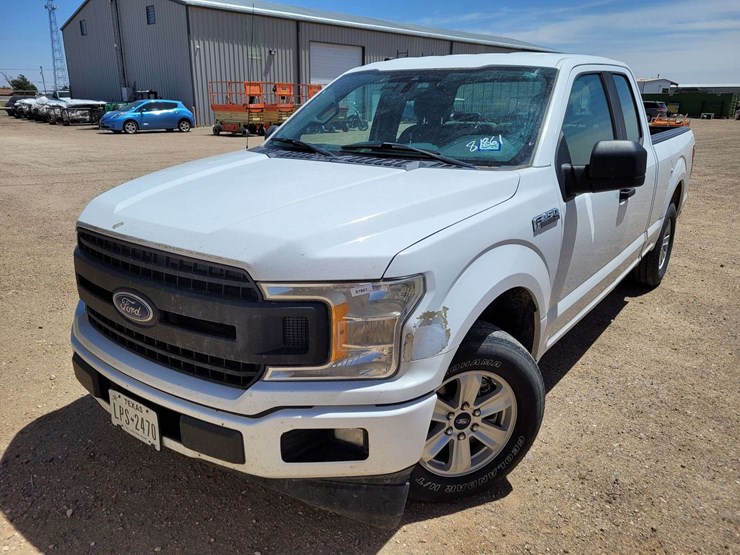 2019-ford-f150-xl-image-1