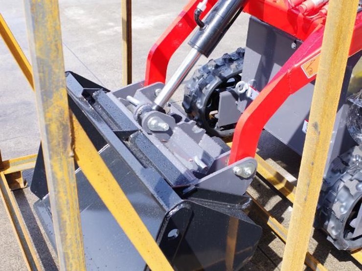 2026-agt-industrial-ysrt14-stand-on-mini-skid-steer-loader,-6"-track-belts,-32"-bucket,-unused-image-6