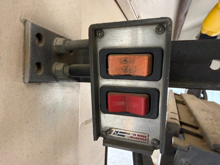 2000-international-3800-image-93