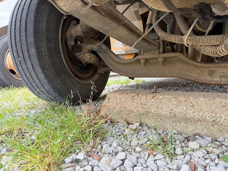 2000-international-3800-image-34