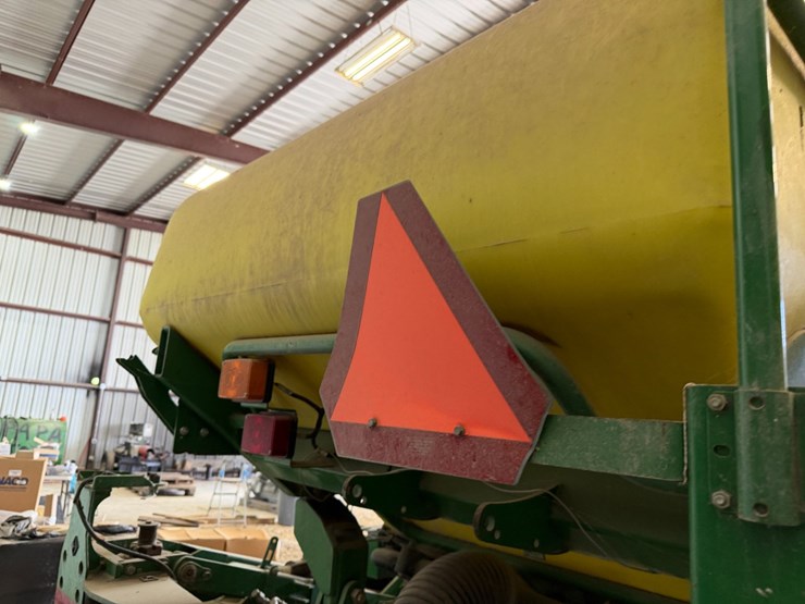 john-deere-1720-image-30