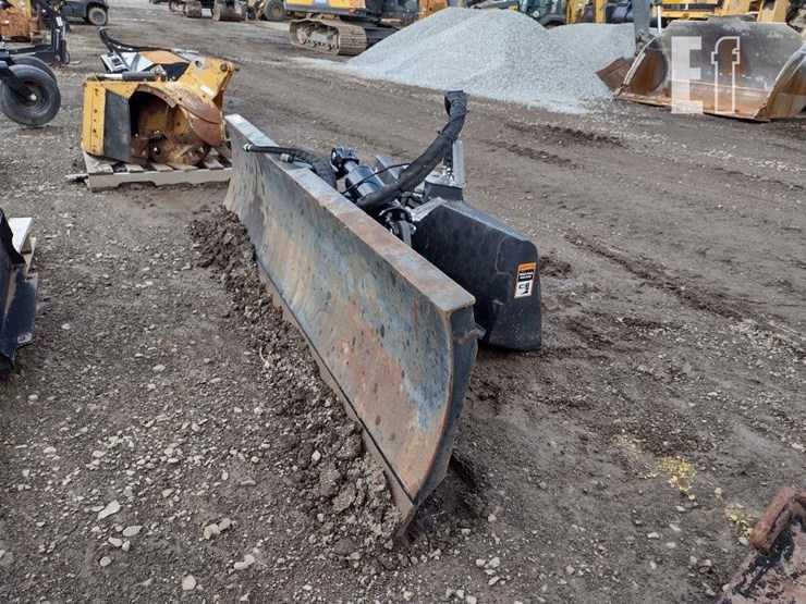 john-deere-24-image-1