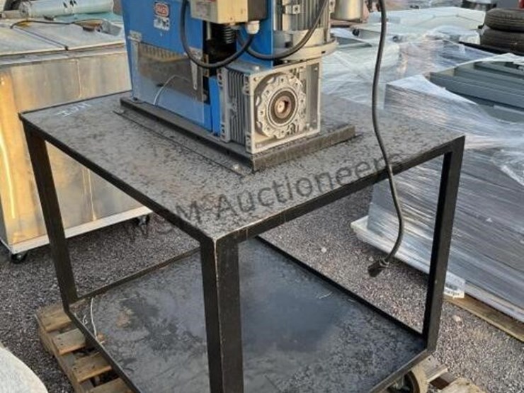 bluerock-ws-212-wire-stripper-on-cart-image-3