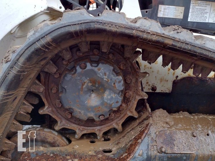 2017-bobcat-t590-image-28