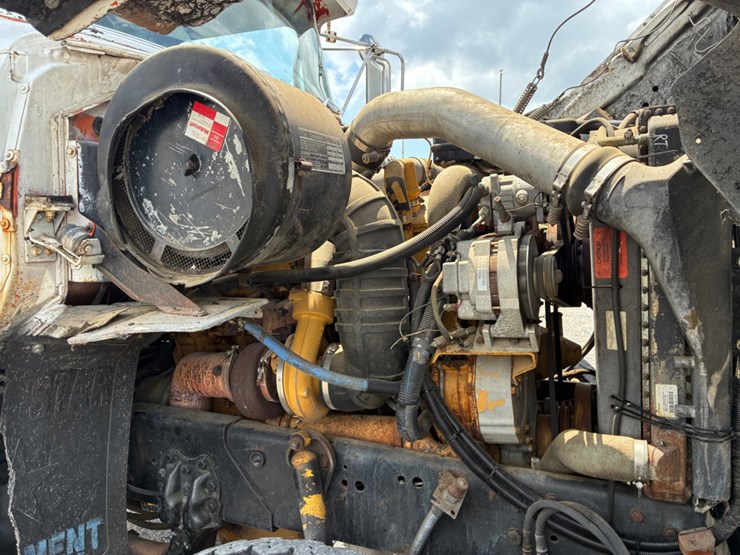 1990-ford-lt9000-image-28