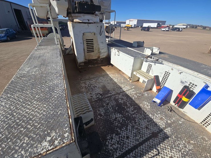 2011-international-workstar-7400-image-18