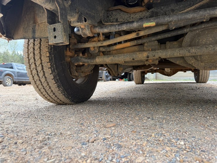 2016-dodge-2500-image-26