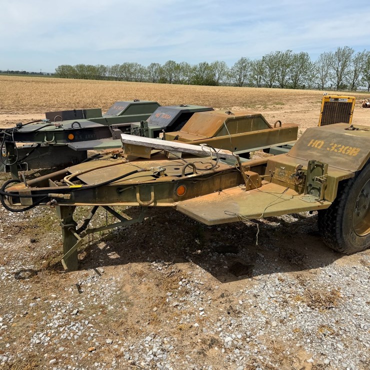 #46861 • S/A U.S Military Generator Trailer