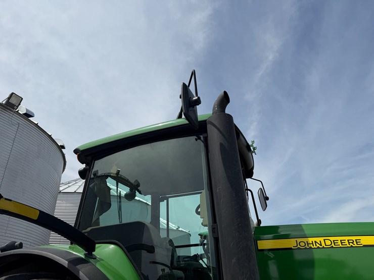 2006-john-deere-8330-image-38