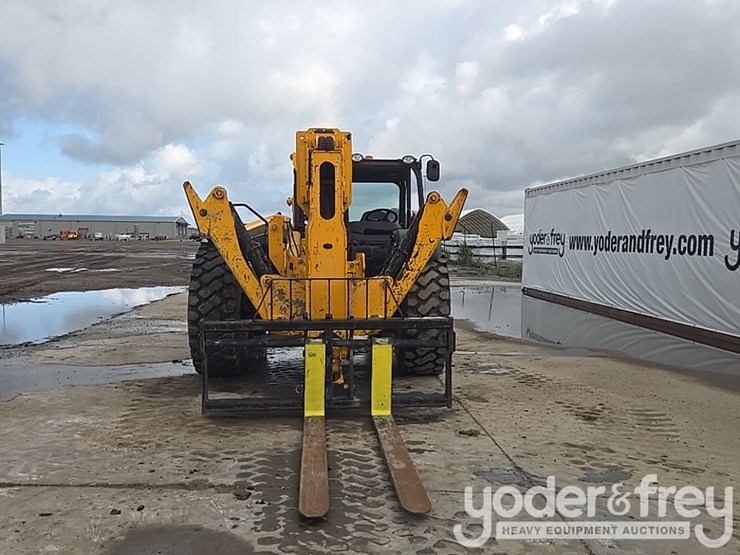 2017-jcb-510-56-image-8