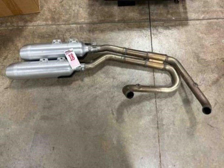 harley-davidson-exhaust-image-1