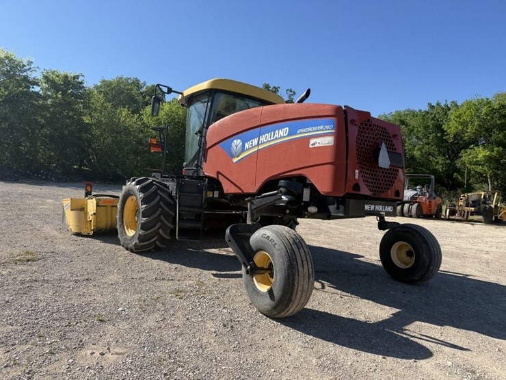 2015-new-holland-speedrower-260-image-8