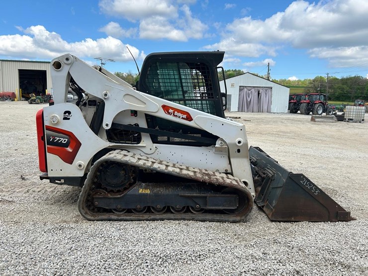 2023-bobcat-t770-image-5