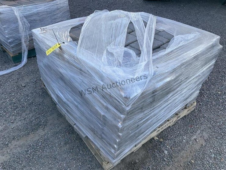 pallet-of-stone-pavers-image-2