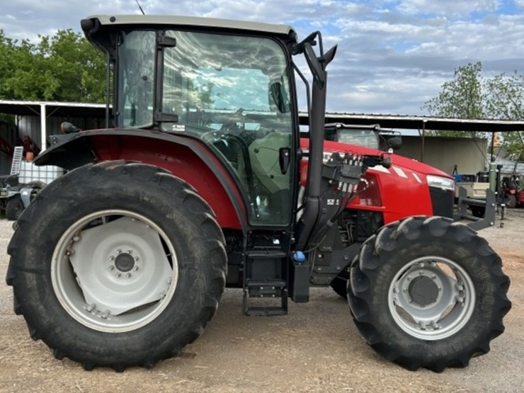 2020-massey-ferguson-5711-image-7