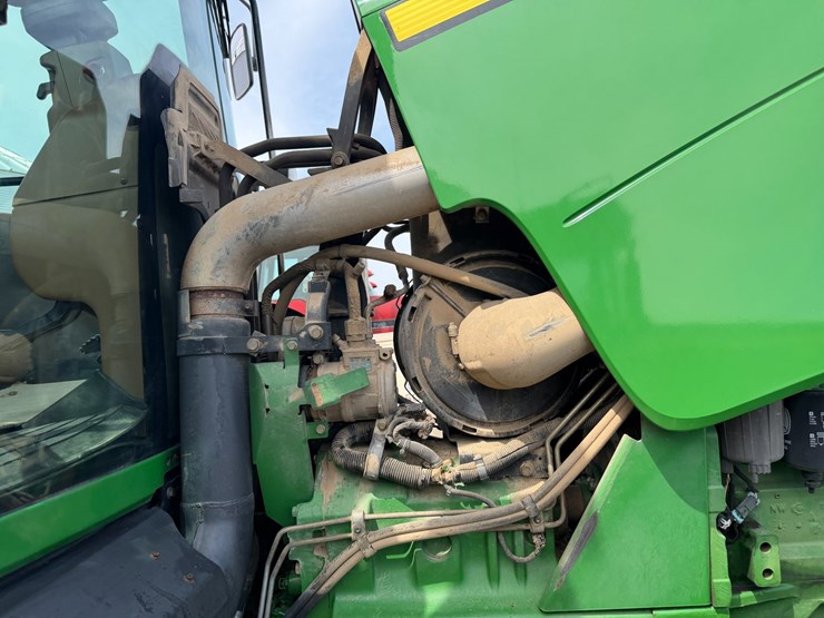 2004-john-deere-8230-image-52