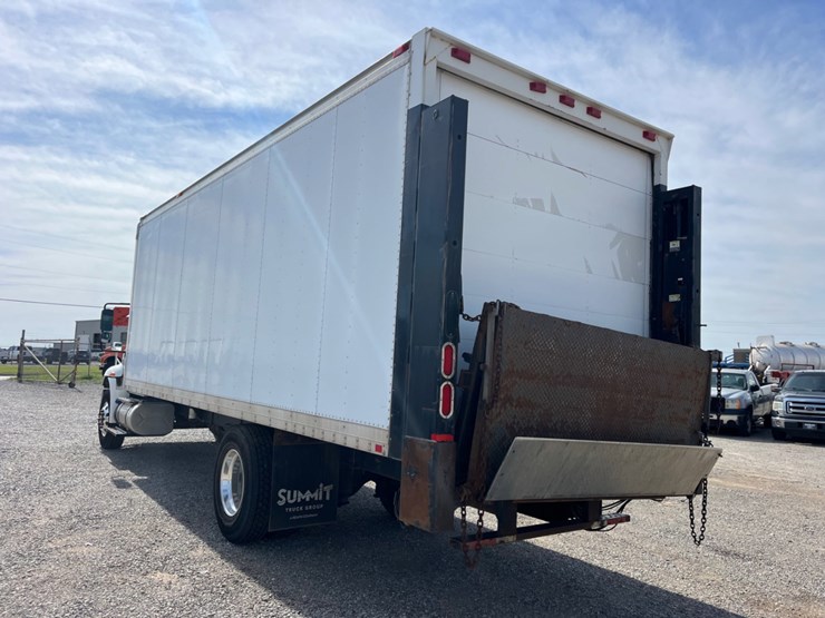 2018-international-durastar-4300-image-7