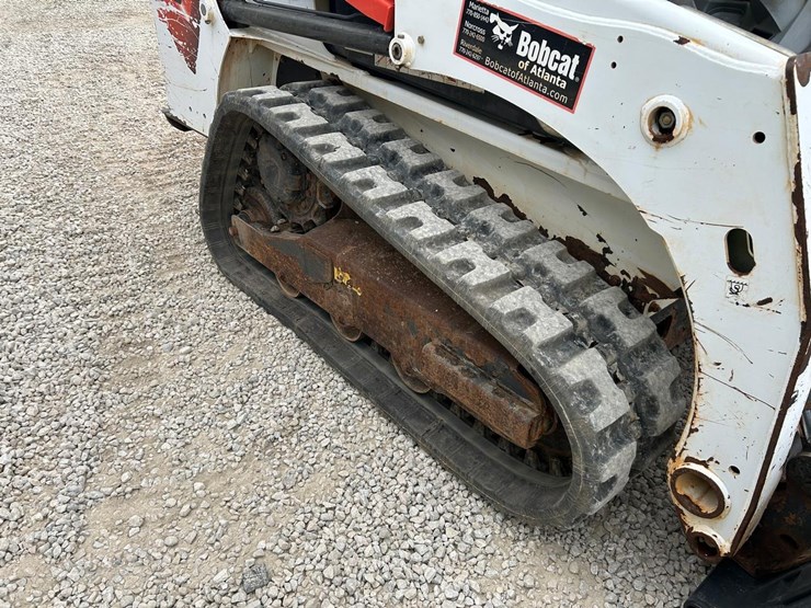 2021-bobcat-t450-image-13