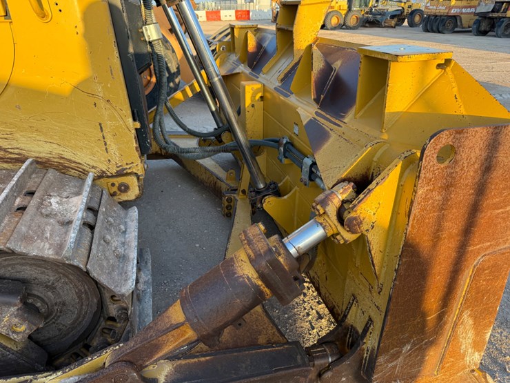 2018-caterpillar-d6t-xl-image-6