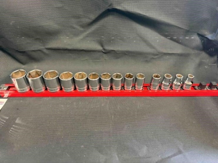 snap-on-sockets-image-1