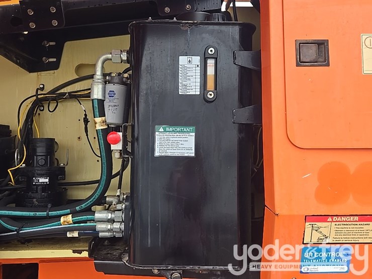 2016-jlg-800aj-image-53