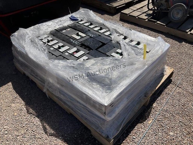 pallet-of-large-breakers-image-1