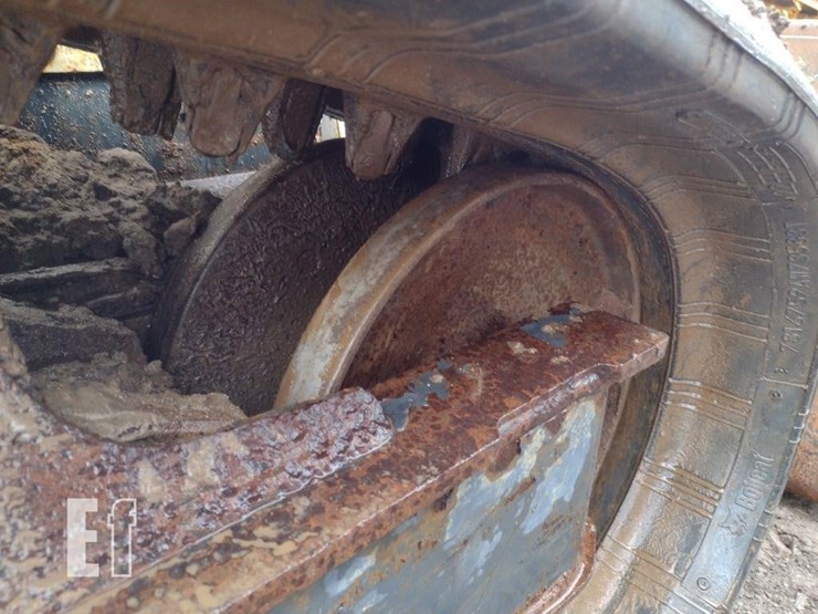 2017-bobcat-t590-image-33