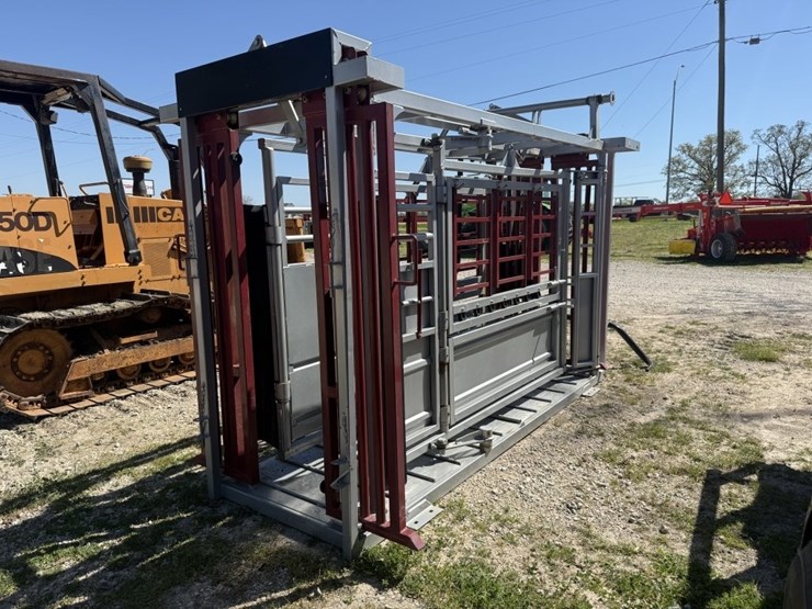 squeeze-chute-image-3