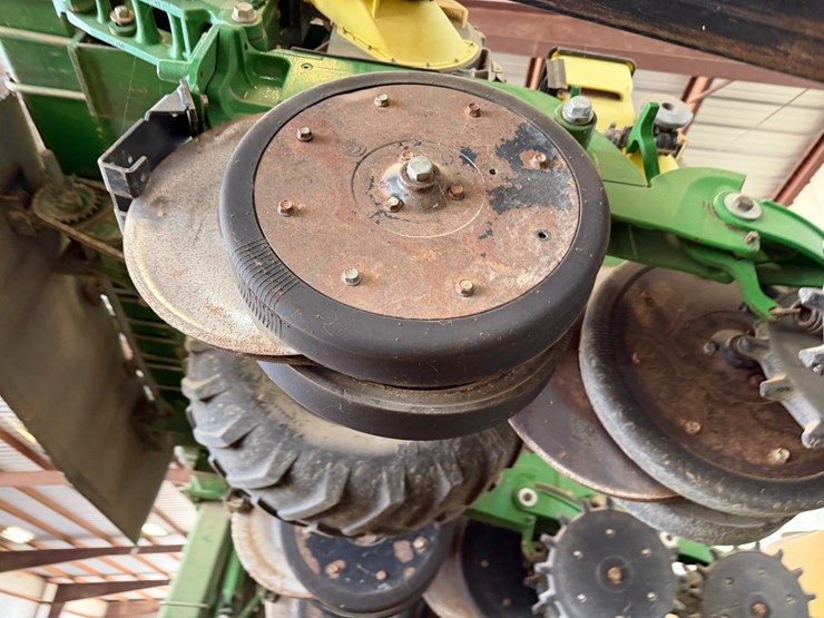 john-deere-1720-image-54