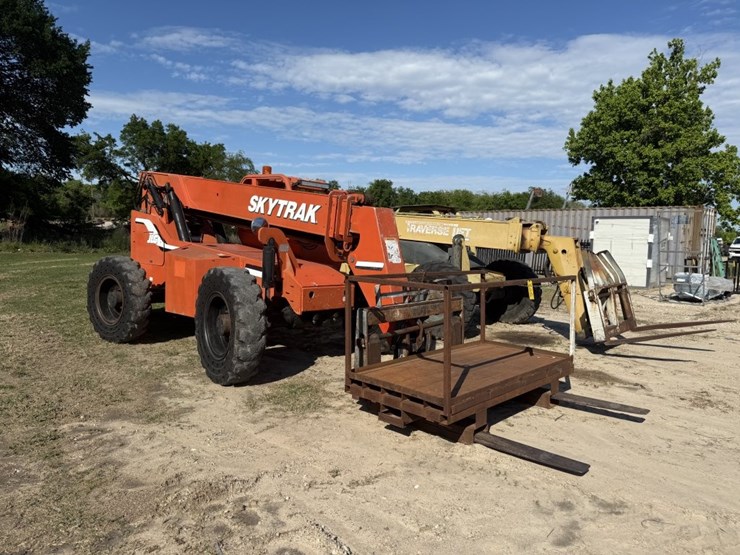 2005-sky-trak-6042-image-3