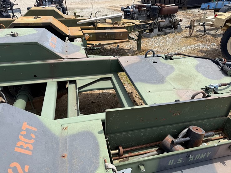 #46862-•-s/a-u.s-military-generator-trailer-image-24