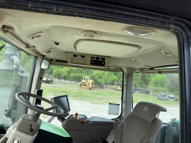 2020-john-deere-9570r-image-18