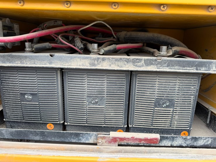 2000-international-3800-image-45