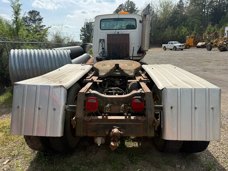 1995-ford-lt9000-image-24
