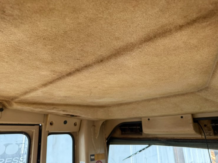 caterpillar-12h-image-89