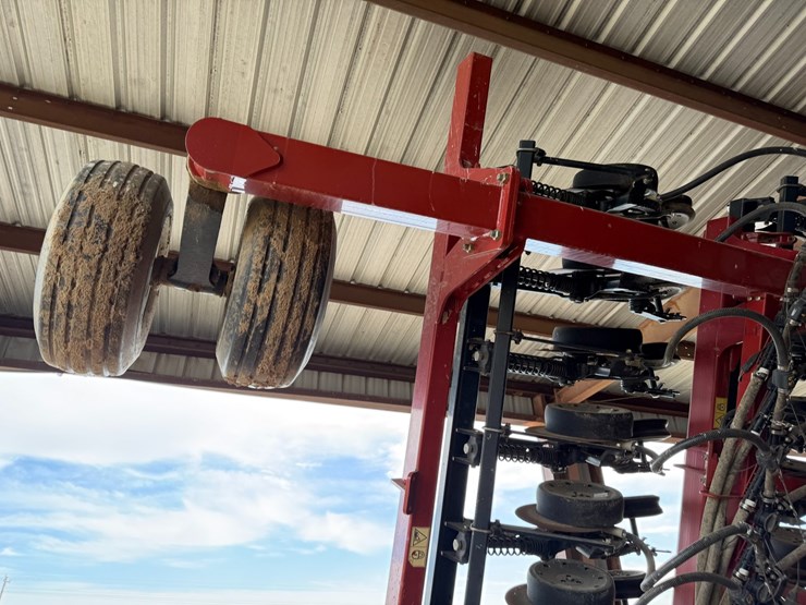 2014-case-ih-36-image-58