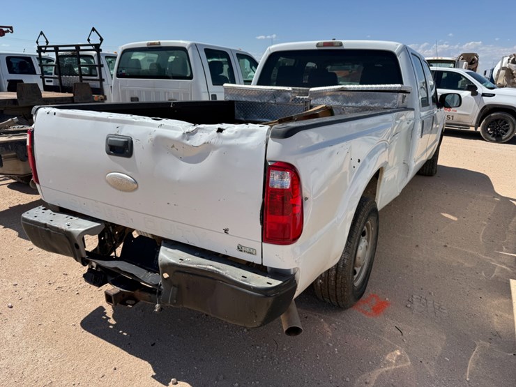 2011-ford-f250-image-4