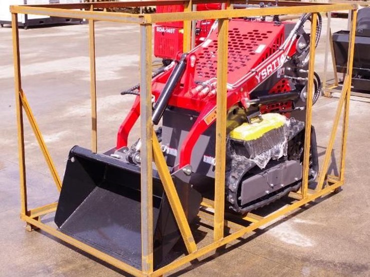 2026-agt-industrial-ysrt14-stand-on-mini-skid-steer-loader,-6"-track-belts,-32"-bucket,-unused-image-2