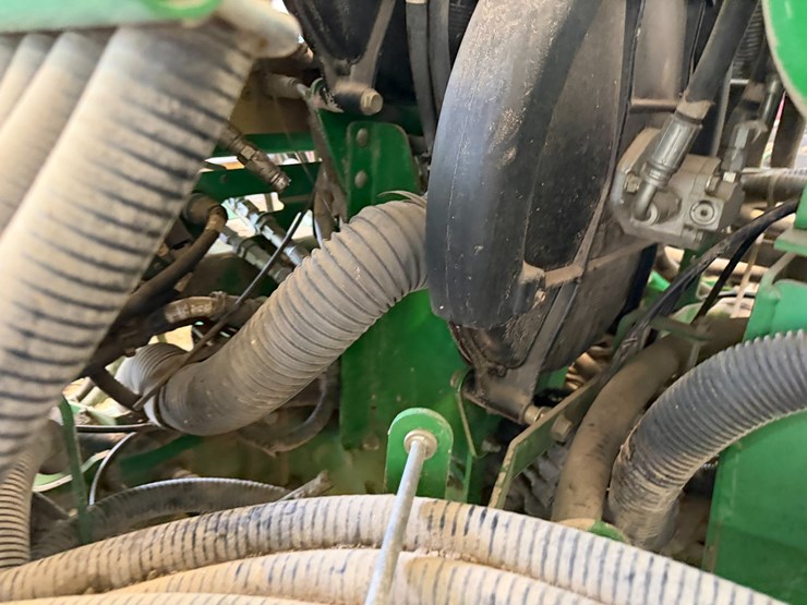 john-deere-1720-image-109