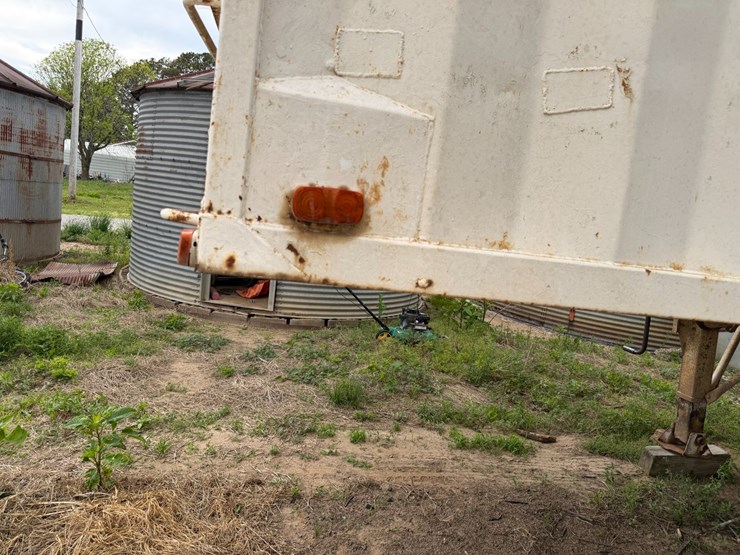 #46889-•-1981-40'-hawkeye-eagle-e4000-t/a-steel-hopper-bottom-trailer-vin:-1bjsh4027b1001115-image-59