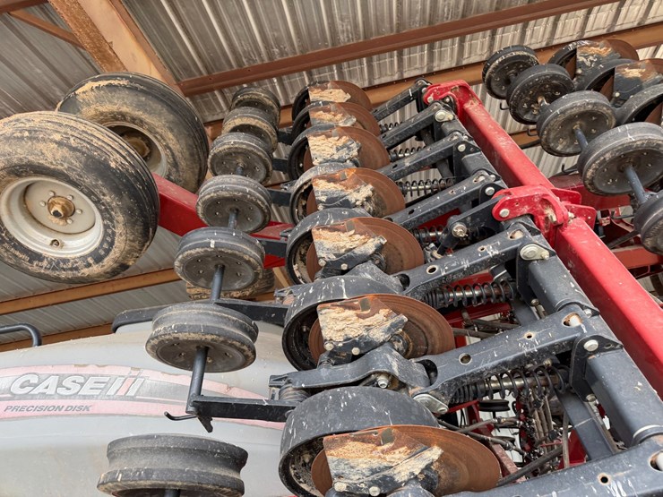 2014-case-ih-36-image-78