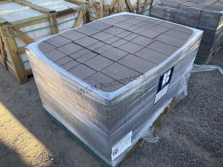 pallet-of-stone-pavers-image-3