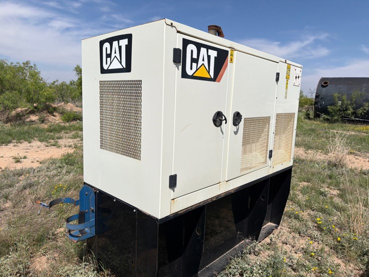 2012-caterpillar-d60-6-image-6